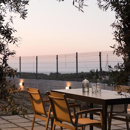 Mela Luxury Apartments Maroulas Екстер'єр фото