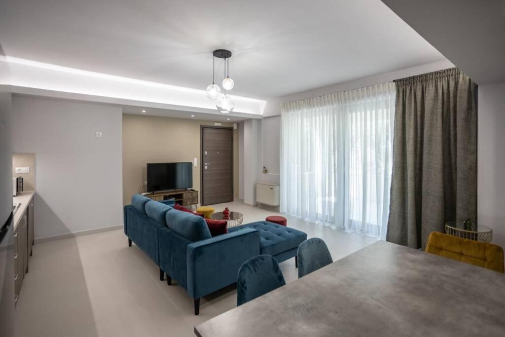 Mela Luxury Apartments Maroulas Екстер'єр фото