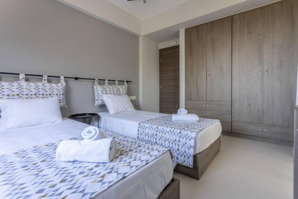 Mela Luxury Apartments Maroulas Екстер'єр фото
