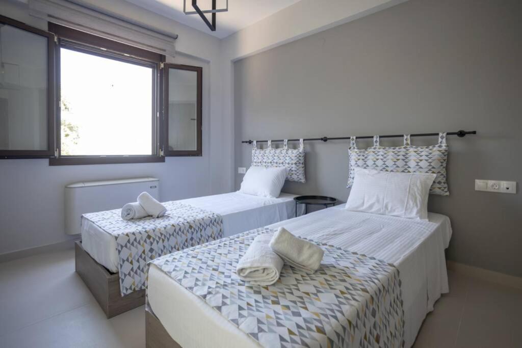 Mela Luxury Apartments Maroulas Екстер'єр фото