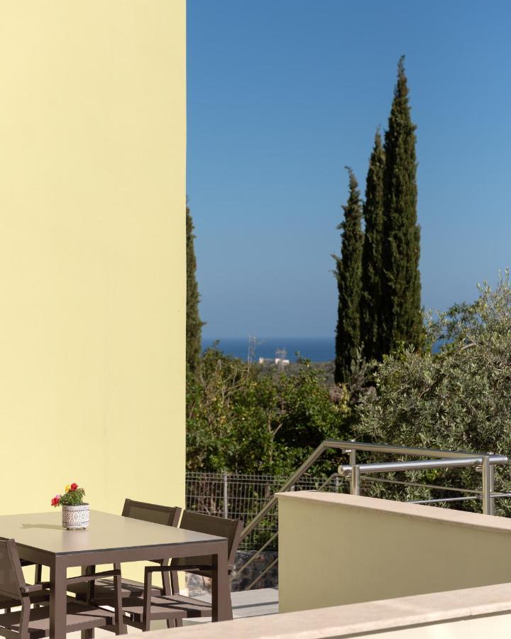 Mela Luxury Apartments Maroulas Екстер'єр фото